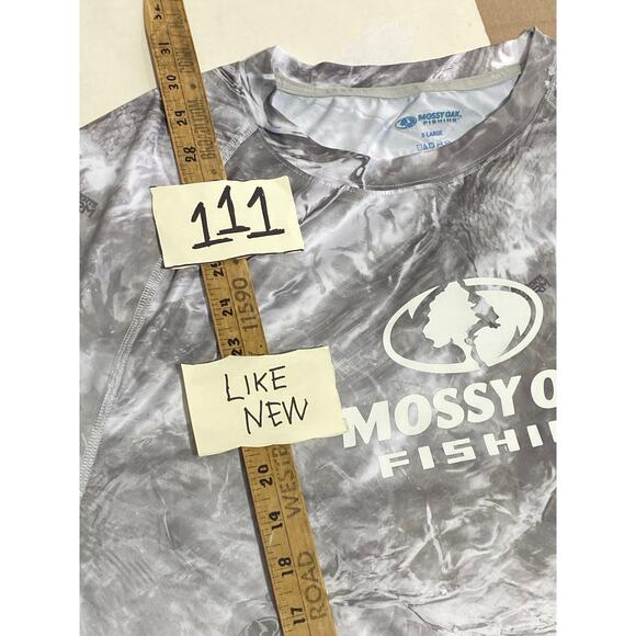 Mossy Oak Fishing Shirt – Size XL – Gray/White Camo – Hydroplex – Made in Jordan - Picture 8 of 11